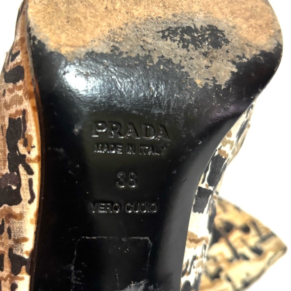 Prada Black and Tan Patterned Heels - Picture 5 of 8